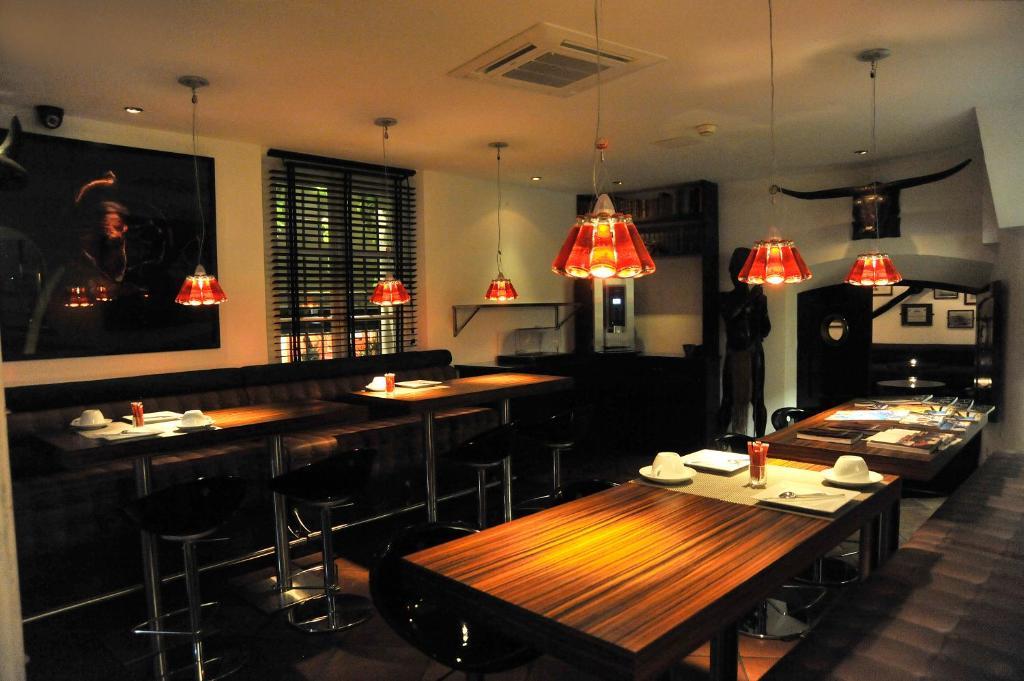 Hotel B Lodge Saint Tropez Bagian luar foto