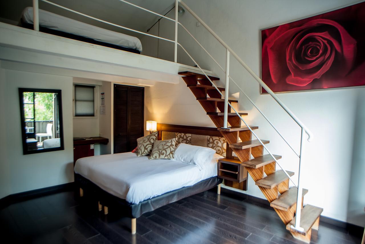 Hotel B Lodge Saint Tropez Bagian luar foto
