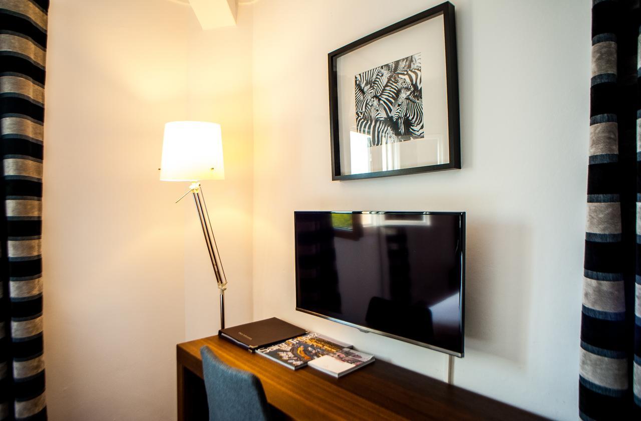 Hotel B Lodge Saint Tropez Bagian luar foto